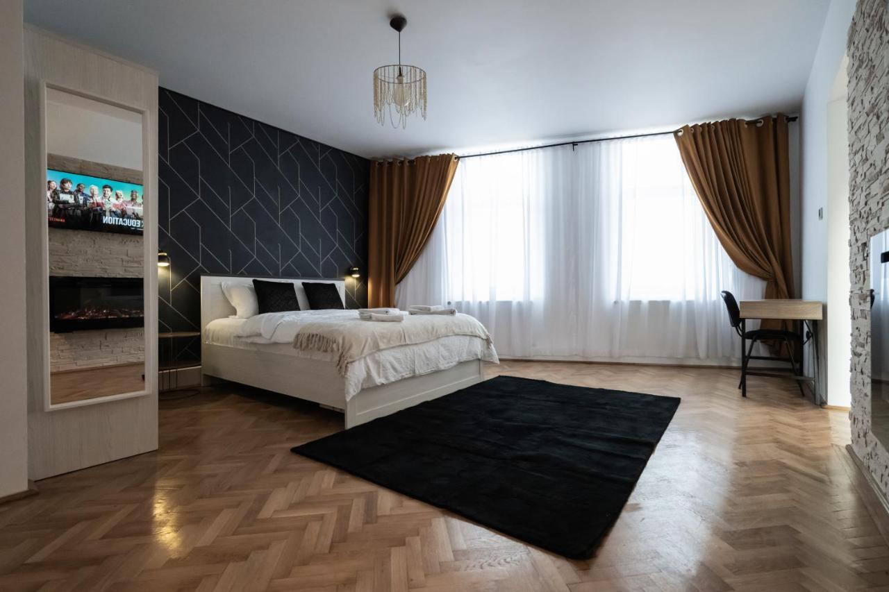 Casa Basarab Brasov Hotell Exteriör bild