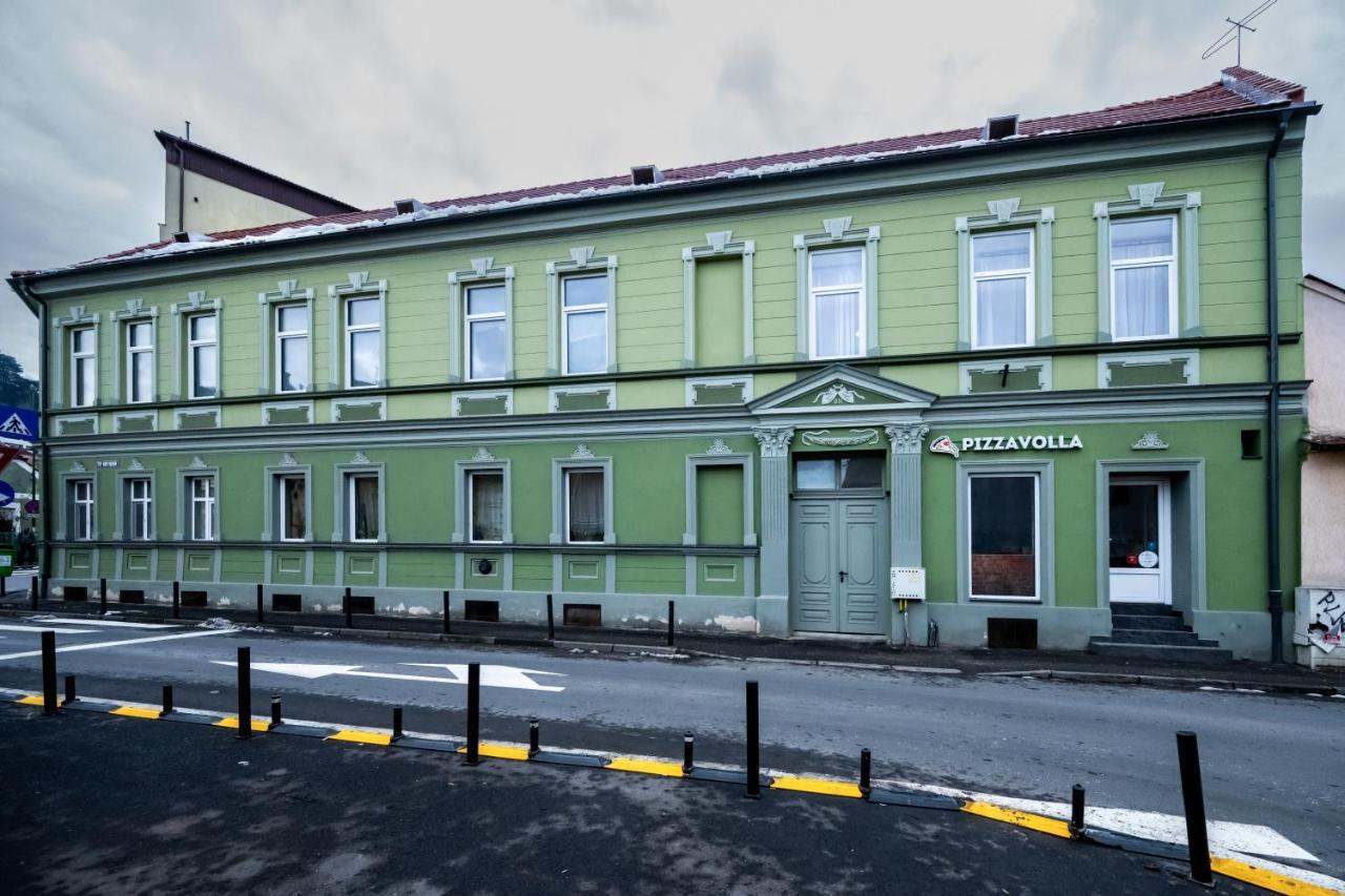 Casa Basarab Brasov Hotell Exteriör bild